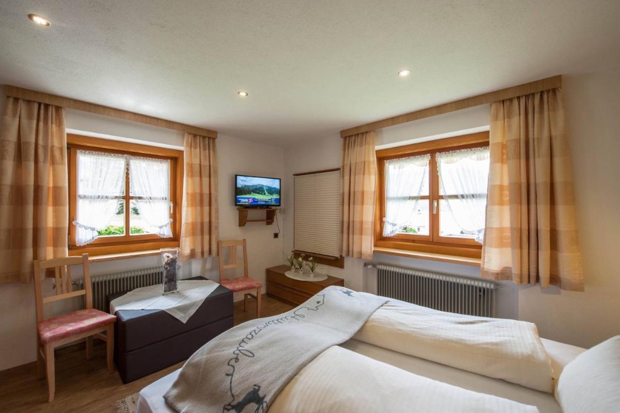 Haus Spielmann Apartamento Ehrwald Exterior foto